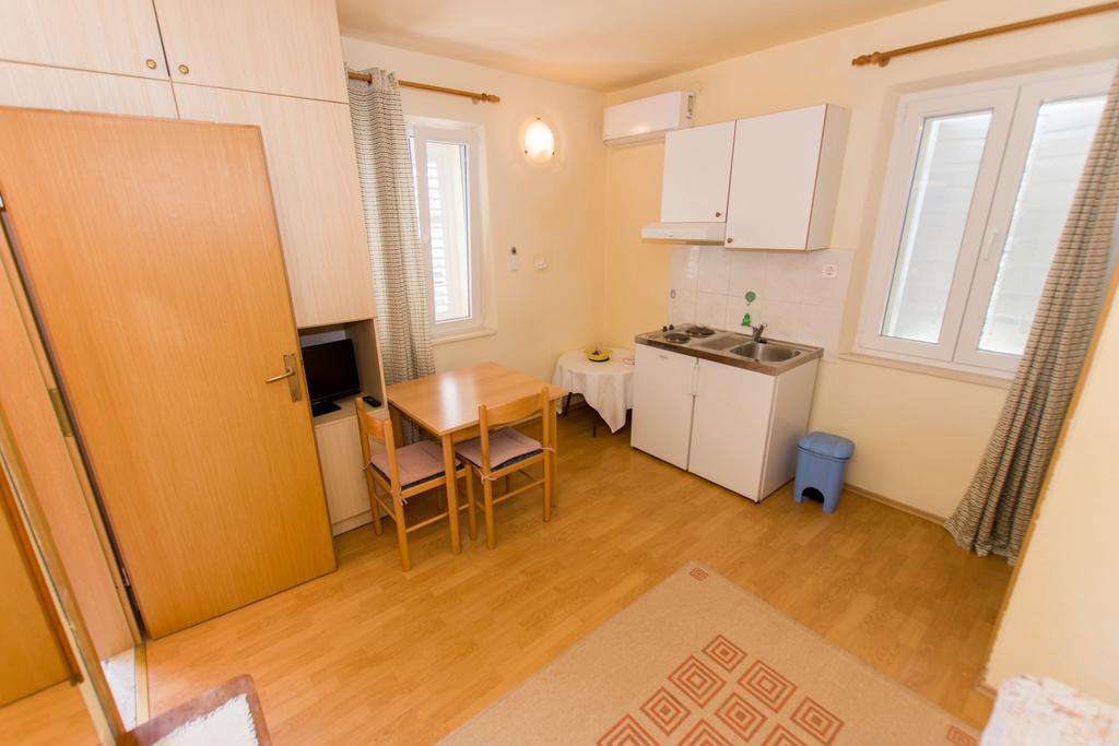 Studios Jakov Makarska Kültér fotó